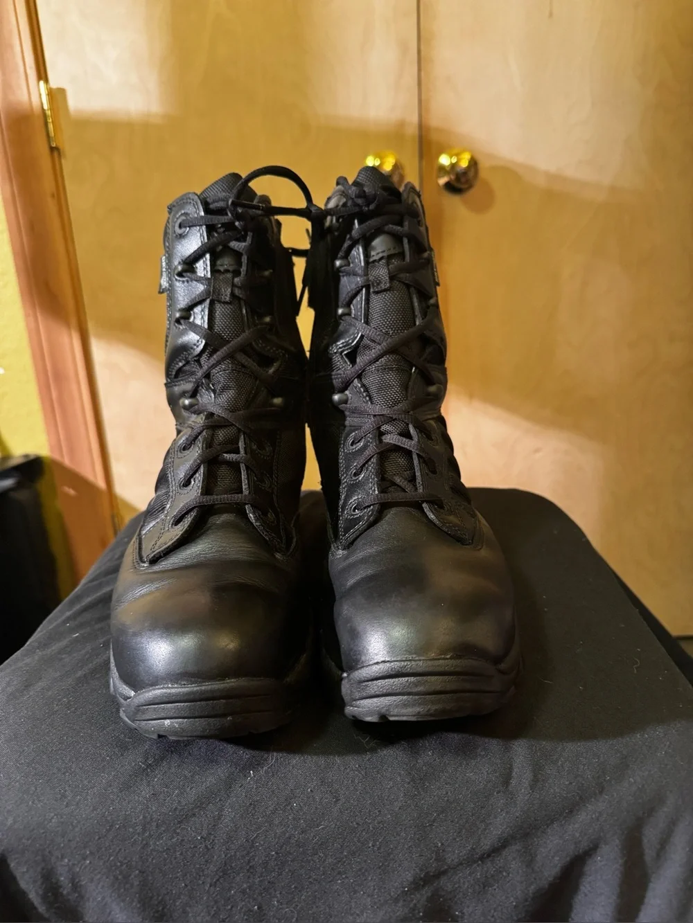 Men's Black Lace-Up Tactical Boots